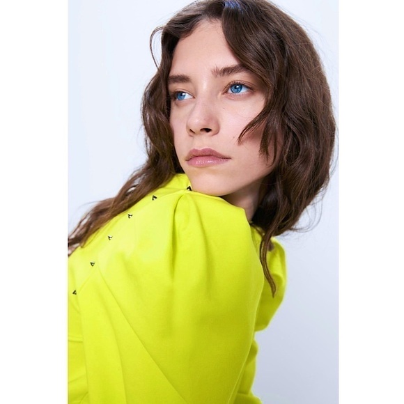 NWT ZARA 80s 90s Neon Long Puffed Sleeve Studded Shoulder Pullover Sweater S - Picture 2 of 7